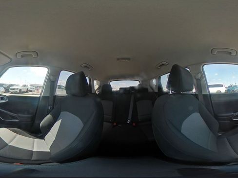 Used 2025 Kia Soul LX w/ LX Technology Package FWD image 42