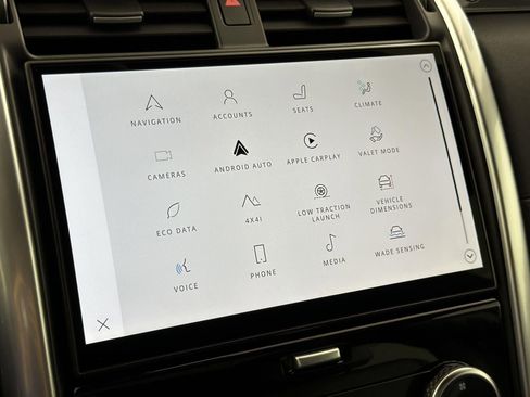 New 2026 Land Rover Discovery S image 18