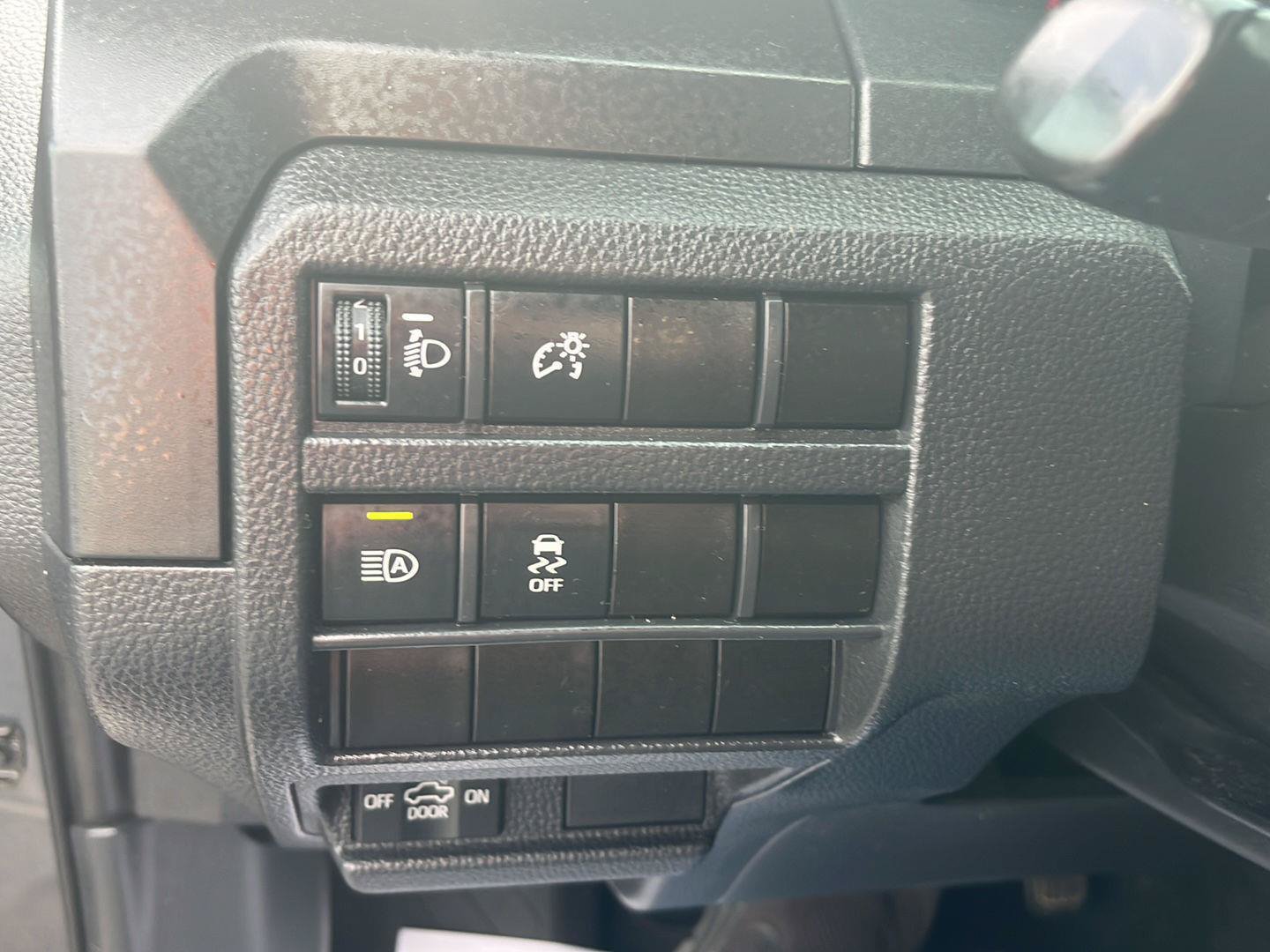 Used 2024 Toyota Tacoma SR AWD/4WD image 13