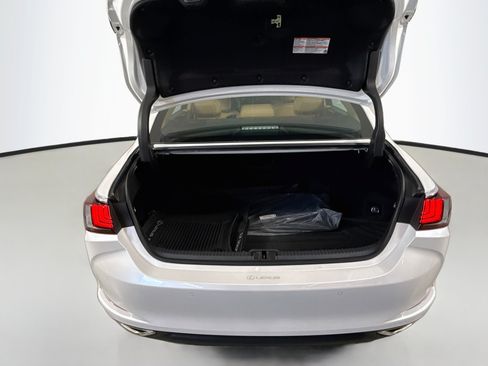 Certified 2024 Lexus ES 350 w/ Premium Package FWD image 25