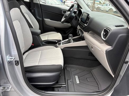 New 2026 Hyundai Venue SEL FWD image 42