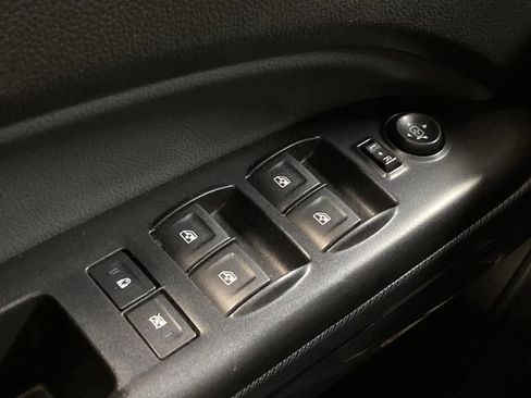 Used 2018 Chevrolet Colorado Z71 image 24