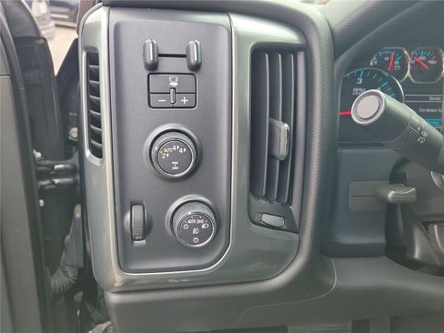 Used 2017 Chevrolet Silverado 1500 LT w/ LPO, Black Pack image 20