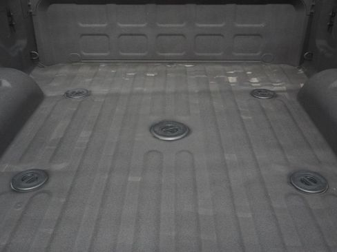 Used 2025 RAM 2500 Laramie w/ Sport Appearance Package AWD/4WD image 35