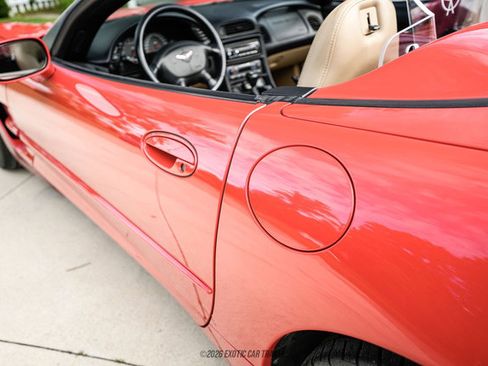 Used 2002 Chevrolet Corvette Convertible w/ Preferred Equipment Group2 RWD image 68