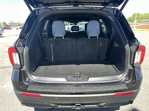 Used 2025 Ford Explorer ST-Line w/ ST-Line Street Pack AWD/4WD image 24