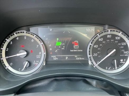 Used 2022 Toyota Highlander Limited image 9