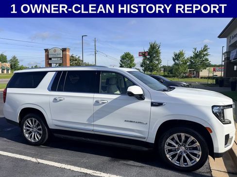 Used 2024 GMC Yukon XL Denali RWD image 2