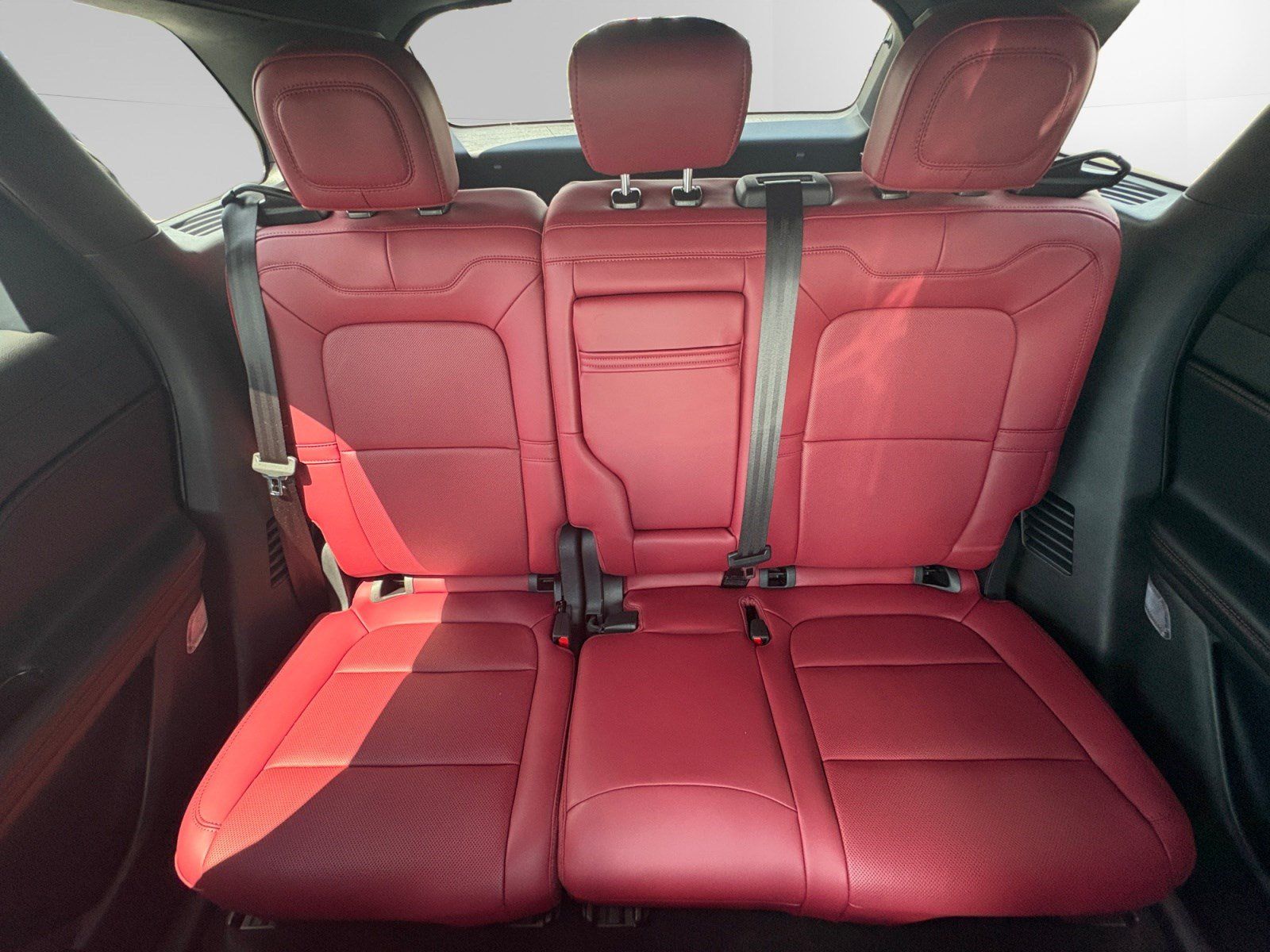 Certified 2025 Lincoln Corsair Reserve AWD/4WD image 13