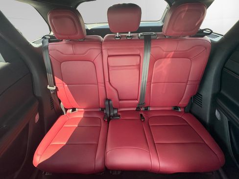 Certified 2025 Lincoln Corsair Reserve AWD/4WD image 13