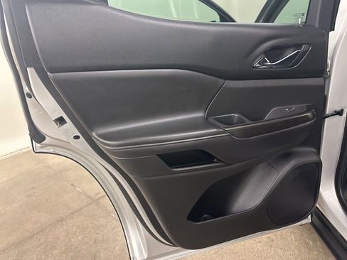 Used 2018 GMC Acadia SLT image 28