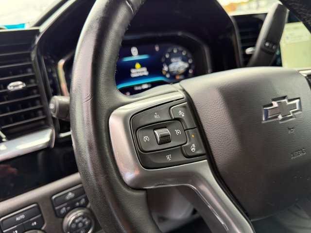 Used 2025 Chevrolet Silverado 1500 RST w/ Dark Appearance Package AWD/4WD image 19
