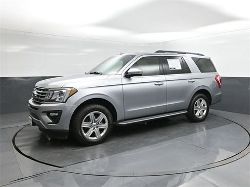 Used 2021 Ford Expedition XLT image 34