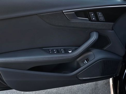 Used 2023 Audi A4 2.0T allroad Premium Plus image 10