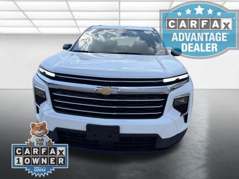 Used 2024 Chevrolet Traverse LT AWD/4WD image 6