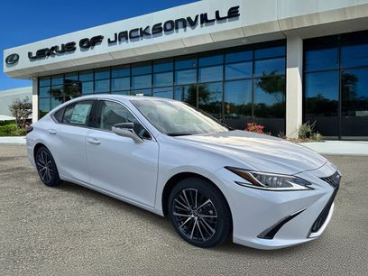 New 2025 Lexus ES 350 w/ Premium Package