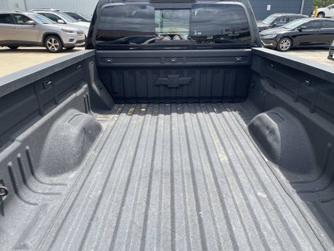 Used 2016 Chevrolet Colorado Z71 AWD/4WD image 10