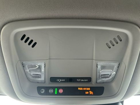 Used 2023 Chevrolet Malibu LT image 25