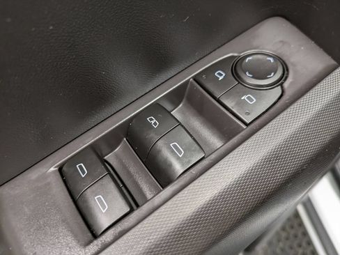 Used 2023 GMC Canyon Elevation w/ Convenience Package AWD/4WD image 11