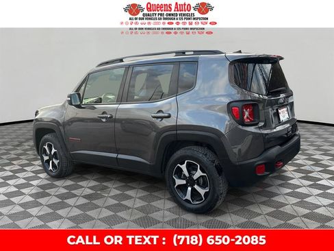 Used 2021 Jeep Renegade Trailhawk image 4
