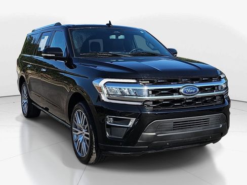 Used 2024 Ford Expedition Max Limited AWD/4WD image 2