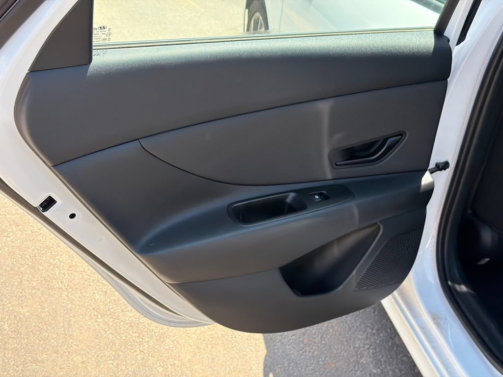 Certified 2025 Hyundai Elantra Sport FWD image 20
