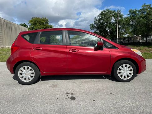 Used 2015 Nissan Versa Note SV FWD image 6