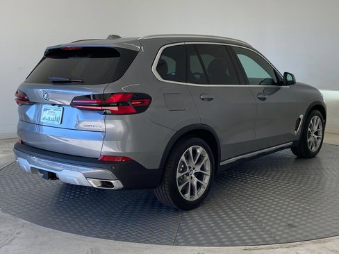Used 2026 BMW X5 xDrive50e w/ Premium Package AWD/4WD image 8