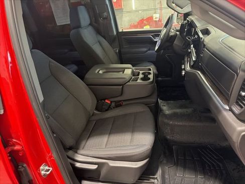 Used 2025 GMC Sierra 1500 Elevation image 14