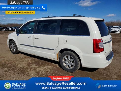 Used 2012 Chrysler Town & Country Touring w/ Entertainment Group #1 image 3