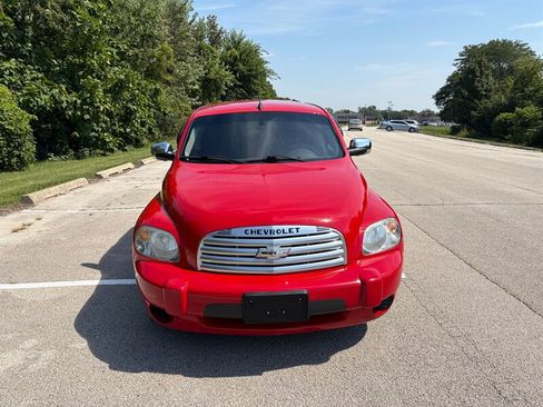 Used 2010 Chevrolet HHR LT FWD image 8