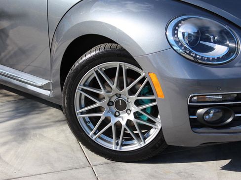 Used 2019 Volkswagen Beetle 2.0T Final Edition SEL image 3