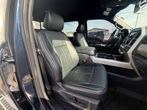 Used 2022 Ford F250 Lariat w/ Chrome Package image 31