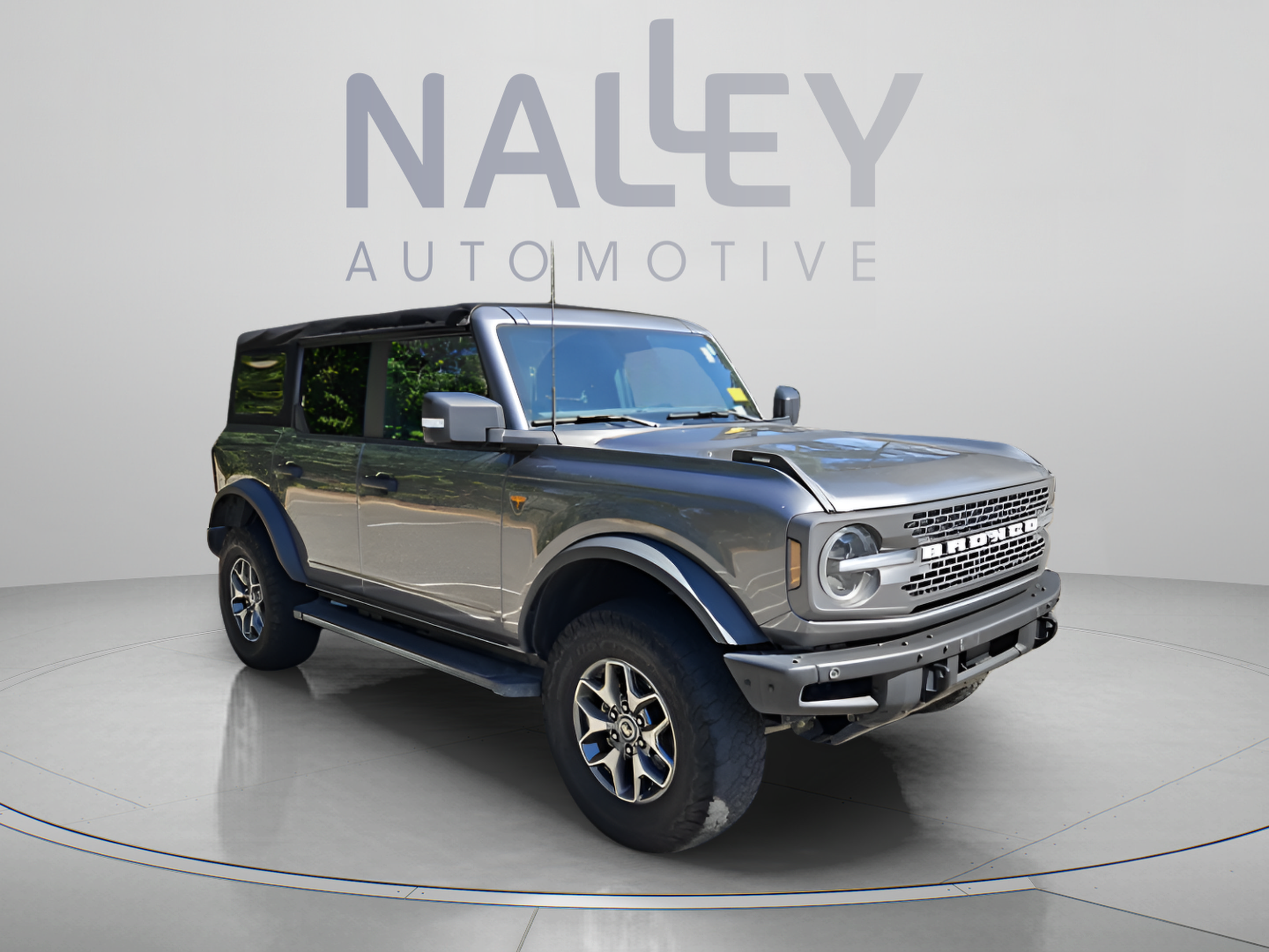 Used 2021 Ford Bronco Badlands AWD/4WD image 3