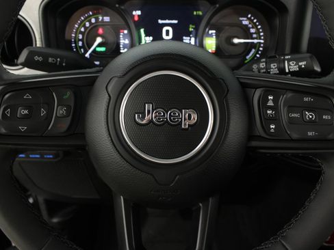 Used 2025 Jeep Wrangler Unlimited Sport S 4xe AWD/4WD image 12