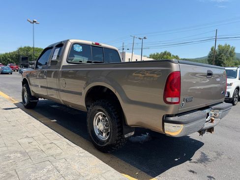 Used 2004 Ford F250 Lariat AWD/4WD image 6