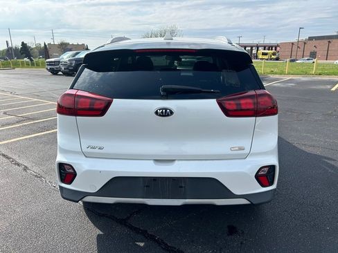 Used 2020 Kia Niro LXS image 8