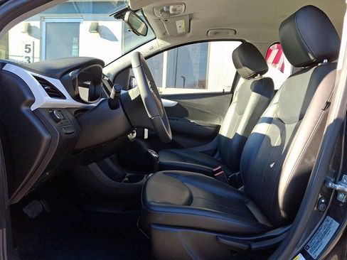 Used 2017 Chevrolet Spark ACTIV image 15