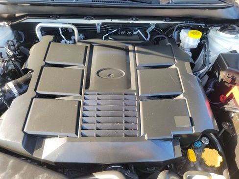 Used 2018 Subaru Outback 3.6R Touring w/ Popular Package #3 AWD/4WD image 9
