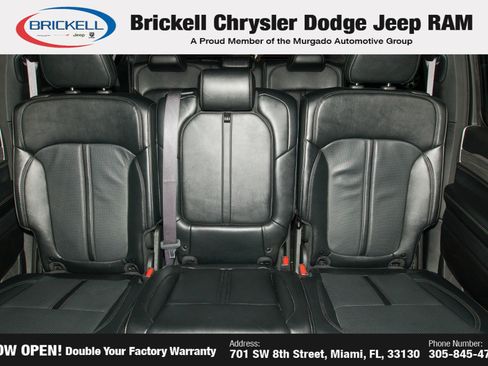Used 2024 Jeep Wagoneer L Series II RWD image 21
