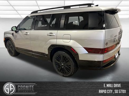 Used 2025 Hyundai Santa Fe Calligraphy AWD/4WD image 3