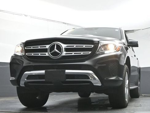 Used 2017 Mercedes-Benz GLS 450 4MATIC image 35
