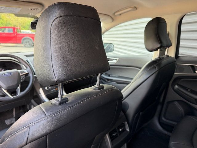 Used 2024 Ford Edge SEL w/ Convenience Package AWD/4WD image 17