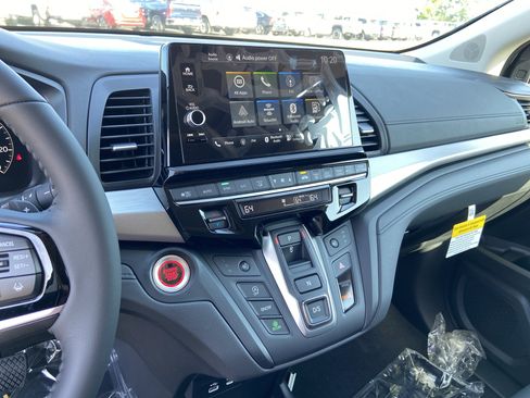 New 2026 Honda Odyssey EX-L image 25