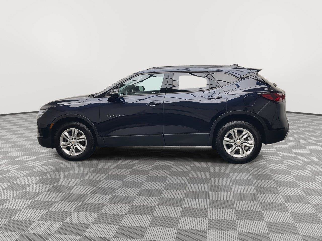 Used 2020 Chevrolet Blazer LT AWD/4WD image 36
