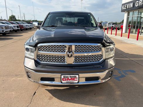 Used 2016 RAM 1500 Laramie w/ Convenience Group AWD/4WD image 2