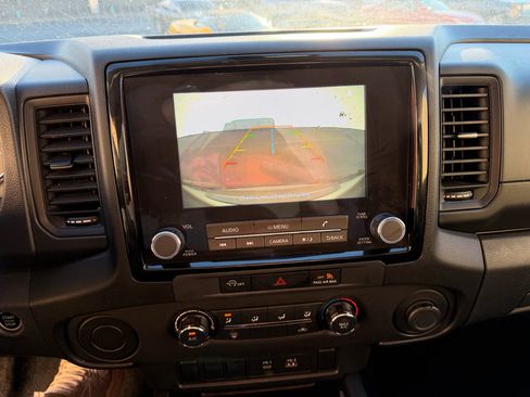 Used 2024 Nissan Frontier S w/ S Utility Package image 15