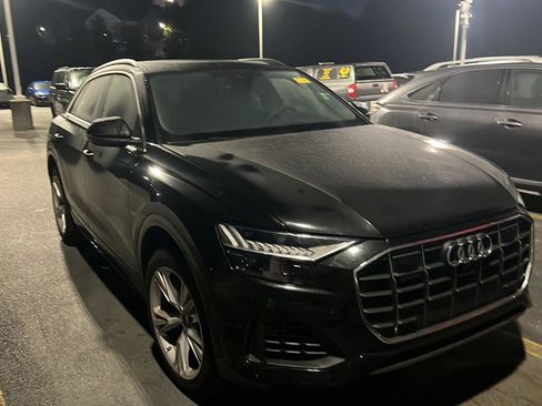 Used 2023 Audi Q8 Premium Plus image 1