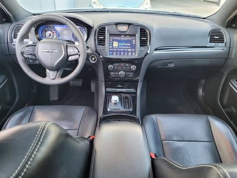 Used 2023 Chrysler 300 S w/ Comfort Group RWD image 16