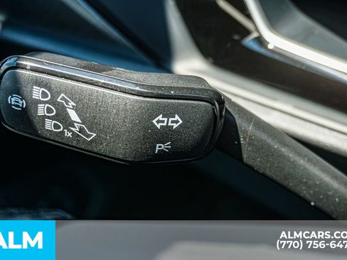 Used 2024 Volkswagen Jetta SE FWD image 34